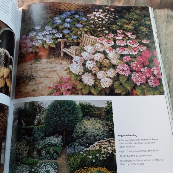 Book. The New Decorating with Pictures - Picture 12 of 16